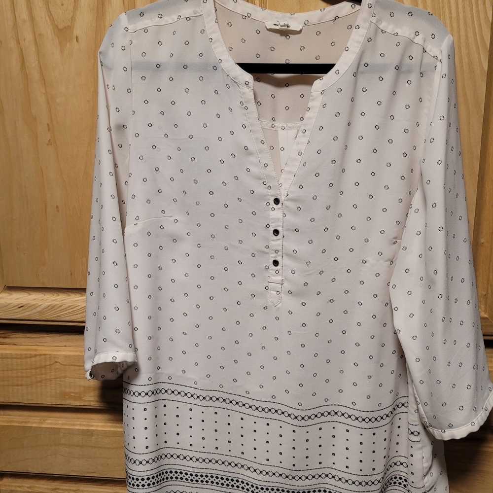 Maurices White Buttoned Blouse with Mandarin Collar